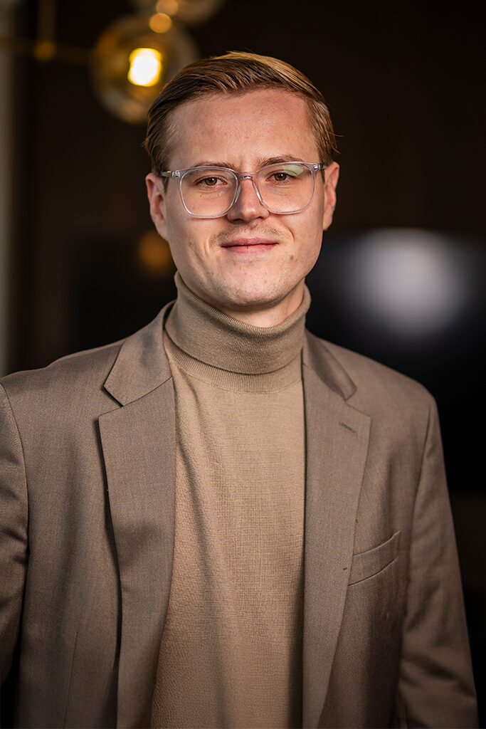 Erik Dzhala